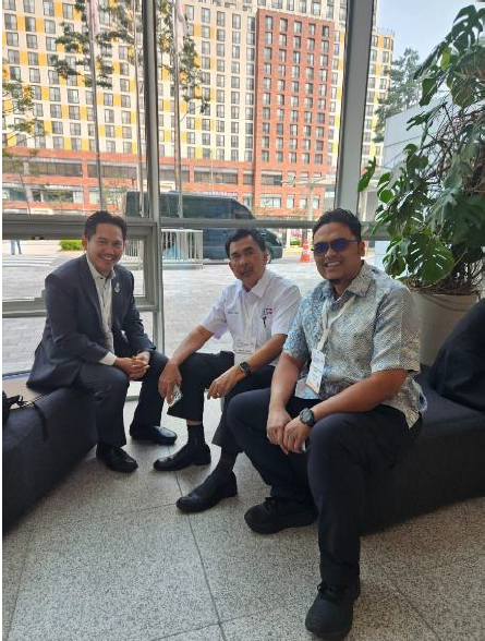 Networking at Suwon AP Forum